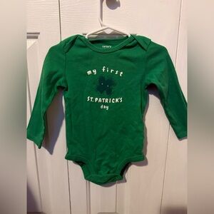 Carter's Green St. Patrick's Day long sleeve shirt Bodysuit 18 months
